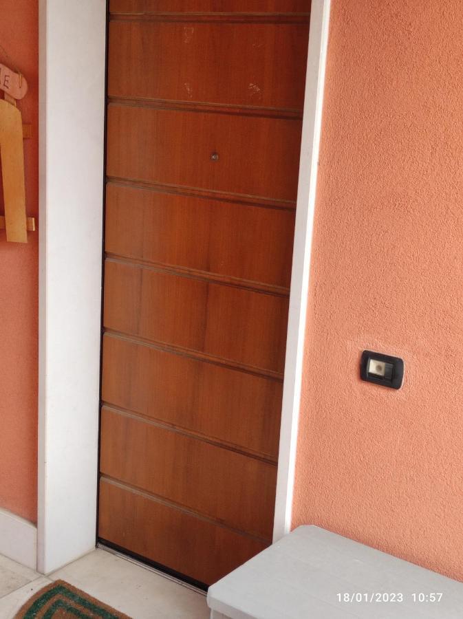Casa Vacanze Da Riki Appartamento 2 Peschiera del Garda Exterior photo